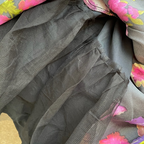 Mix Nouveau Layered Floral Skirt size M - Picture 6 of 7